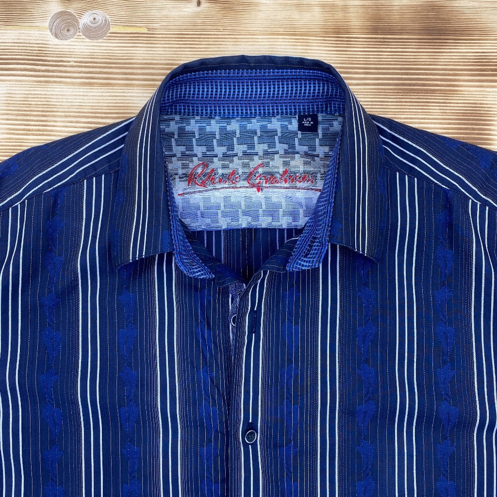 ROBERT GRAHAM Embroidered Flip Cuff Button Down